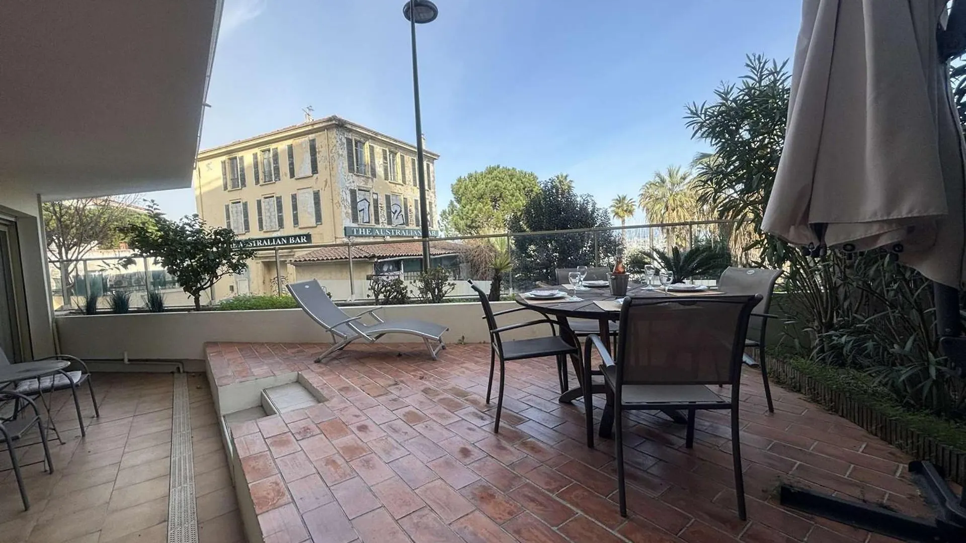 Apartment Charmant T2 Avec Terrasse, Climatise, Centre-Ville Antibes, Proche Mer Et Commerces - Fr-1-252-177