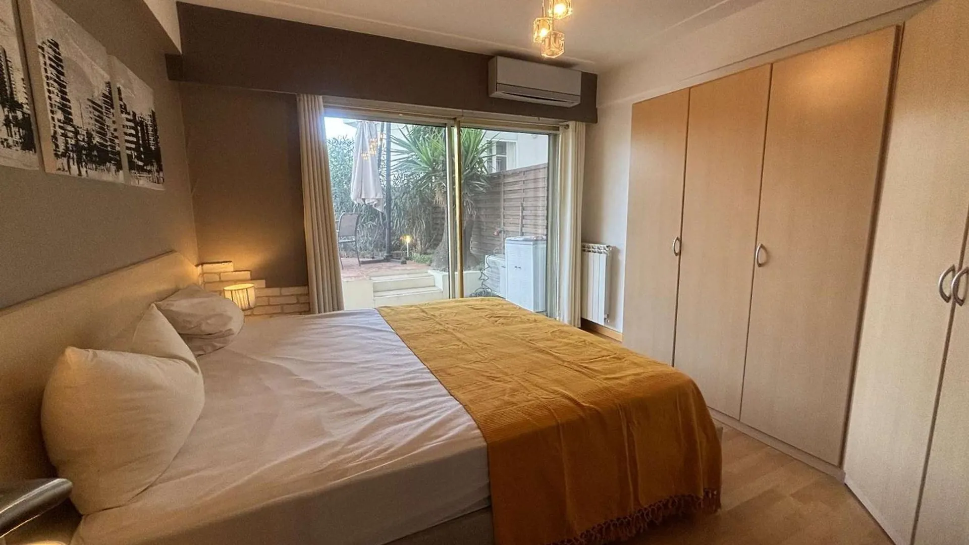 Charmant T2 Avec Terrasse, Climatise, Centre-Ville Antibes, Proche Mer Et Commerces - Fr-1-252-177 Apartment Antibes